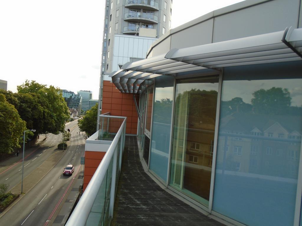 East Croydon Apartments - Just 3 Mins Walk To East Croydon Station Exterior foto